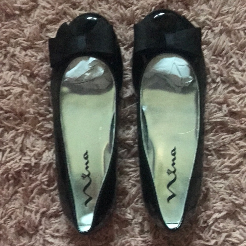 Girls black dress shoes